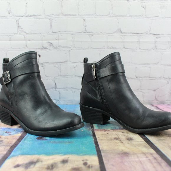 VINCE CAMUTO Side Zip Buckle Heeled Boots Size 7 - Picture 2 of 9